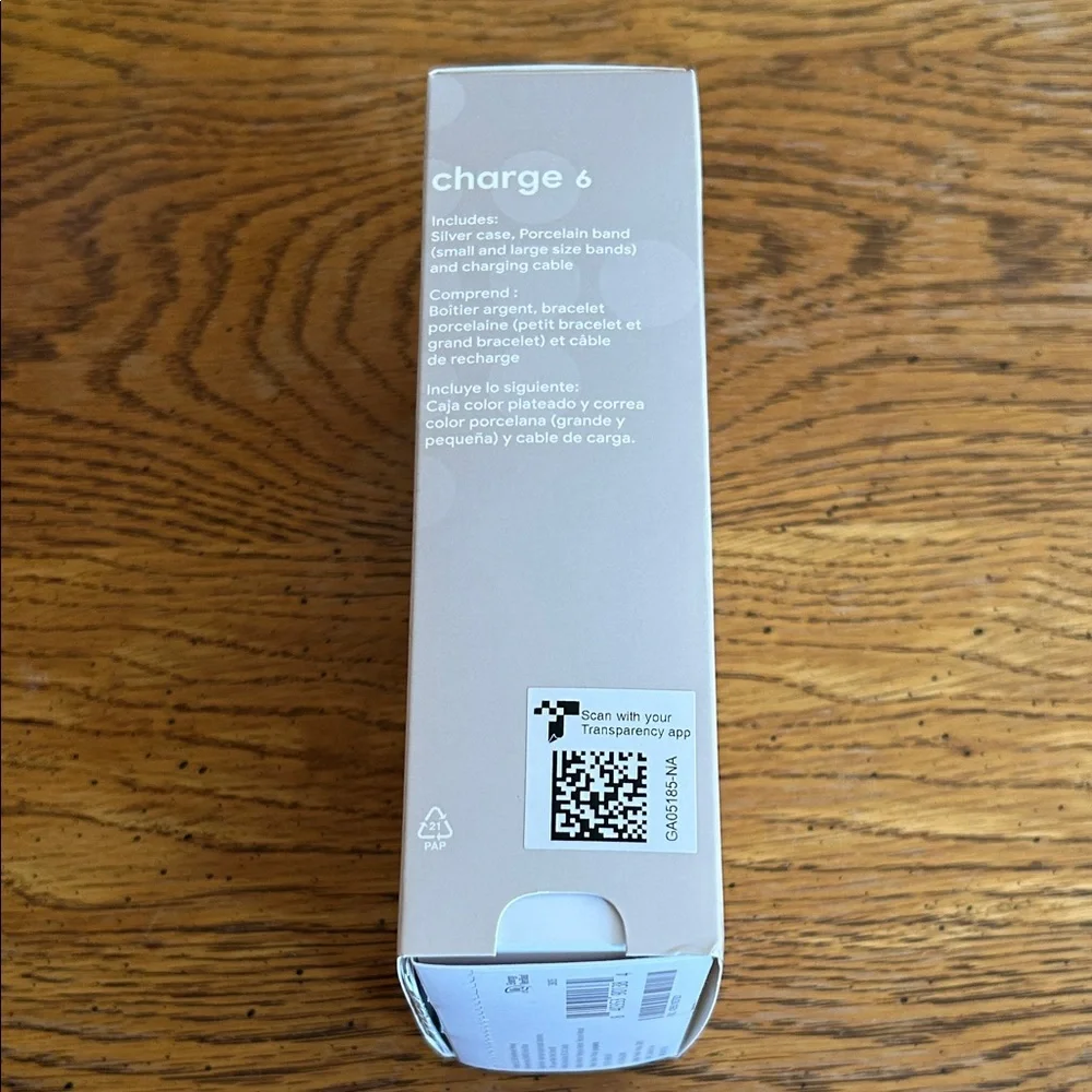 Fitbit Charge 6 Smartwatch - White - Picture 5 of 7